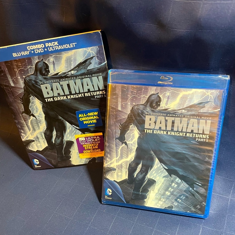 NWT DC Comics - ‘Batman: The Dark Knight Returns’ (part 1) Animated on Blu-ray